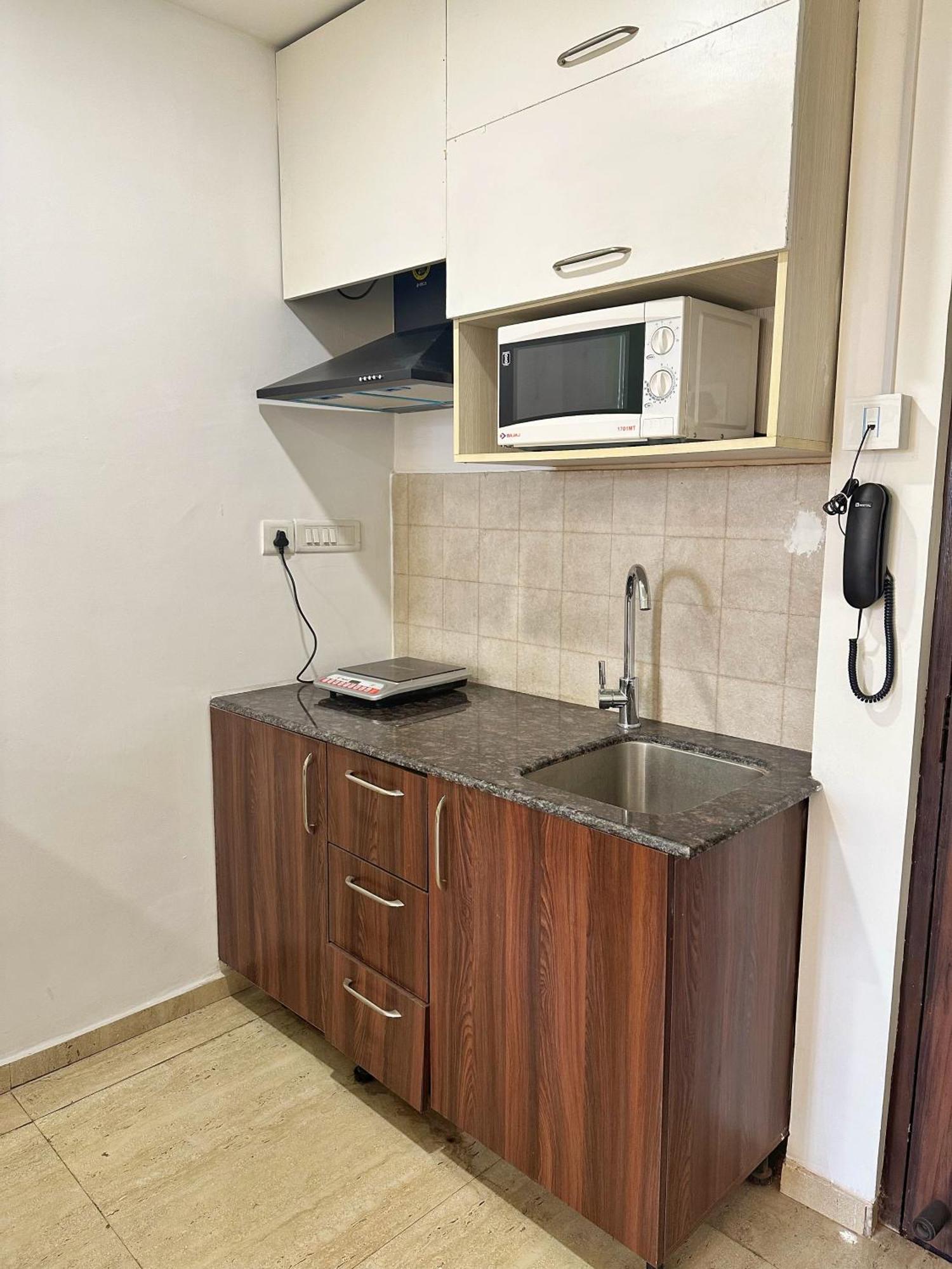 Flamingo Hotel Sector 67 I Studio Rooms I 구르가온 외부 사진