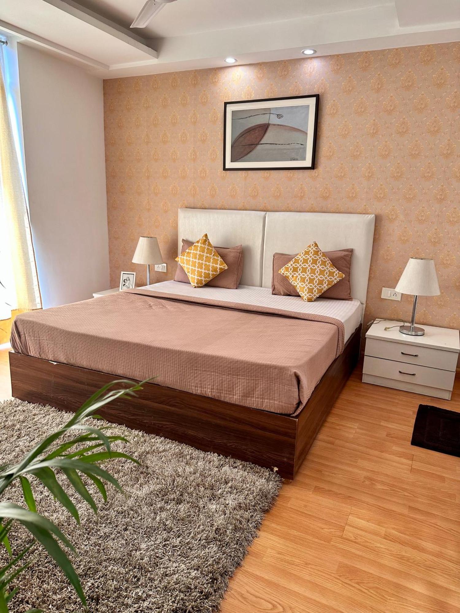 Flamingo Hotel Sector 67 I Studio Rooms I 구르가온 외부 사진